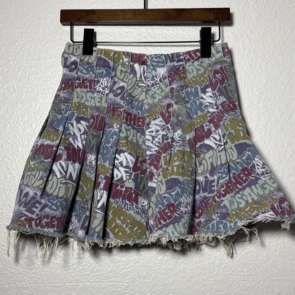 Social‎ Tourist Abercrombie & Fitch Graffiti Mini Skirt Retro Y2K Small